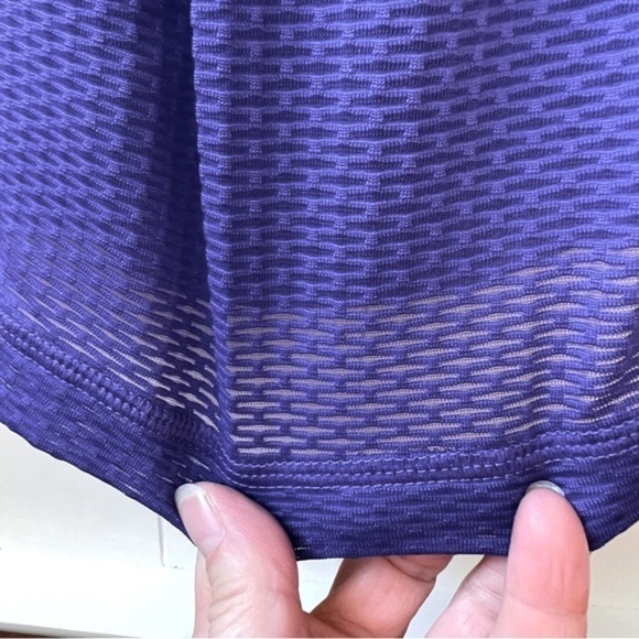 Adidas Women's Purple Criss Cross Workout Tank Top, Size Small. - Picture 5 of 11